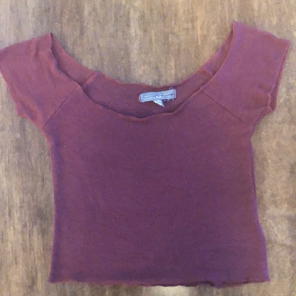 XS/S DONT ASK WHY CROPPED TOP SO CUTE
